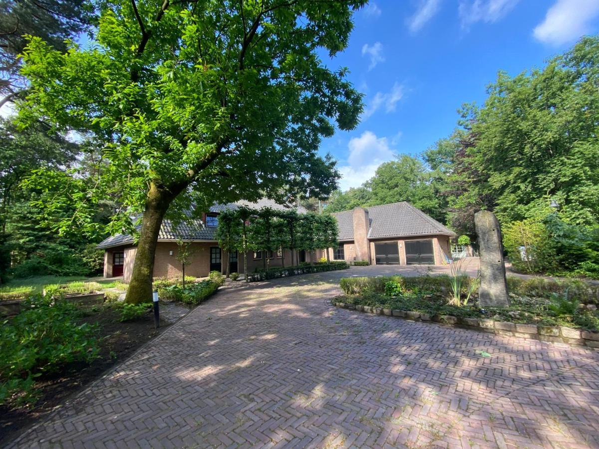 Sjieke Gezellige Villa In Het Bos Lieshout Экстерьер фото